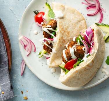  Falafelsandwich met tahindressing