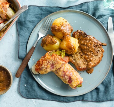 Witlof met ham & kaas, ribkarbonade en aardappeltjes