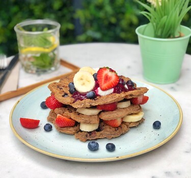 Gezonde wafels met bosbessen