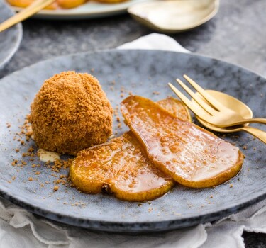 gebakken peren met speculaasijs