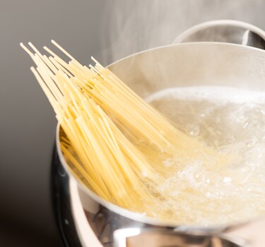pastawater saus binden