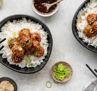 Teriyaki-kipballetjes met rijst