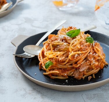 Pasta-Bolognese-tonijn_24Kitchen_L.jpg