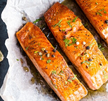 zalm uit de oven op bakpapier