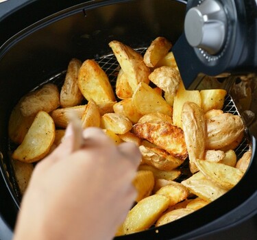 Geliefde ticket portemonnee Airfryer: olie toevoegen? Wel of niet? - 24Kitchen