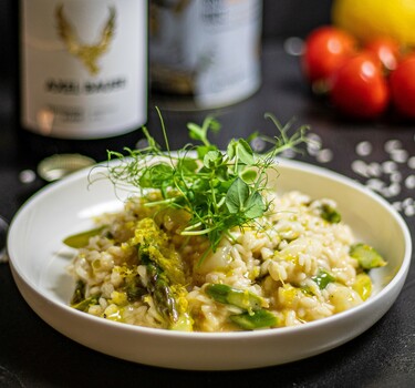 Risotto met paddenstoelen en groene asperges