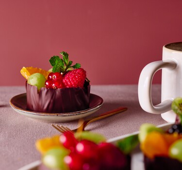 Altijd feest! Chocoladebakjes met Slagroom en Fruit