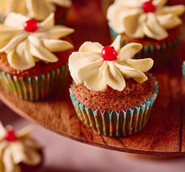 stewardess Jane Austen openbaar Fruitcupcakes met bloemen - 24Kitchen
