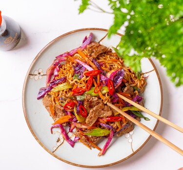 Eveline's Asian Favourites Yakisoba