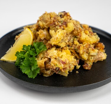 Smashed aardappelsalade van de BBQ 