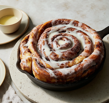 cinnamonroll xxl met glazuur 