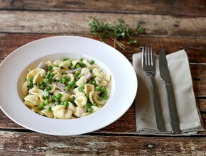 Pasta met haring en doperwtjes in roomsaus Miniatuurvoorbeeld