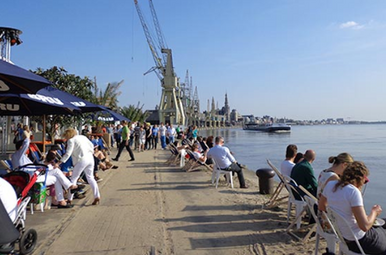 Antwerpen proeft Miniatuur