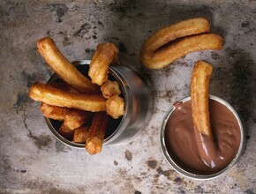 churros met hazelnotenganache