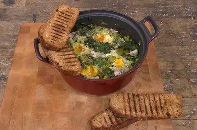 groene shakshuka met romanesco en makreel