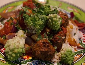 marokkaanse gehaktballetjes met romanesco