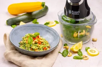 Courghetti met vegan-cashwpesto