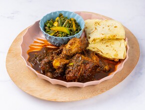 CurryChicken en RotiPlaat