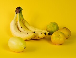 Bananen en citroenen.