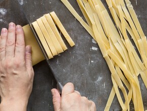 pasta snijden