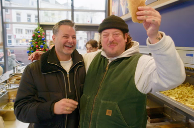 Perry en Fred eten een broodje patat
