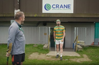 Hugo heeft zich omgekleed in hurling sportkleding