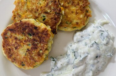 Courgette halloumi fritters