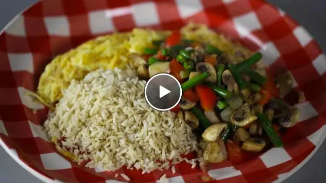 Gebakken sperzieboontjes met omelet