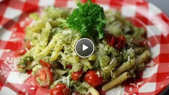 Penne met broccoli en ansjovis