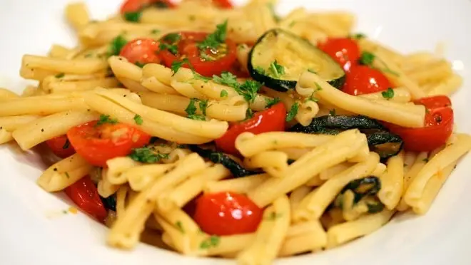 Casarecce con zucchine fritte