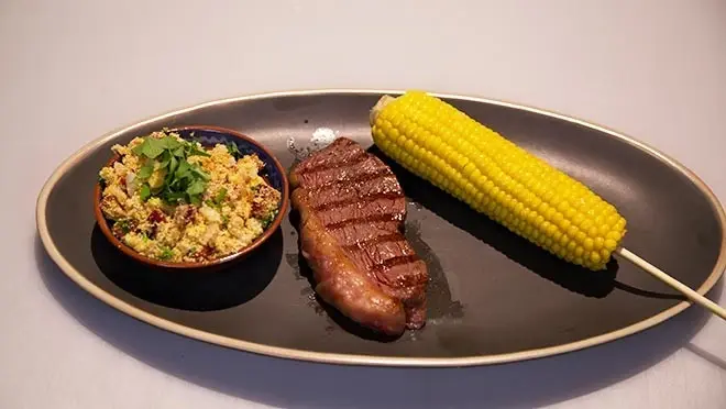 Picanha met farofa uit Brazilië (BBQ gerecht)