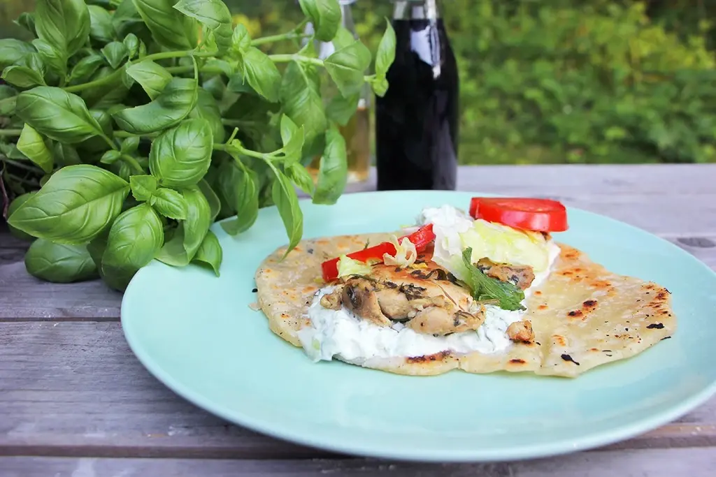 Piadina met kip en tzatziki