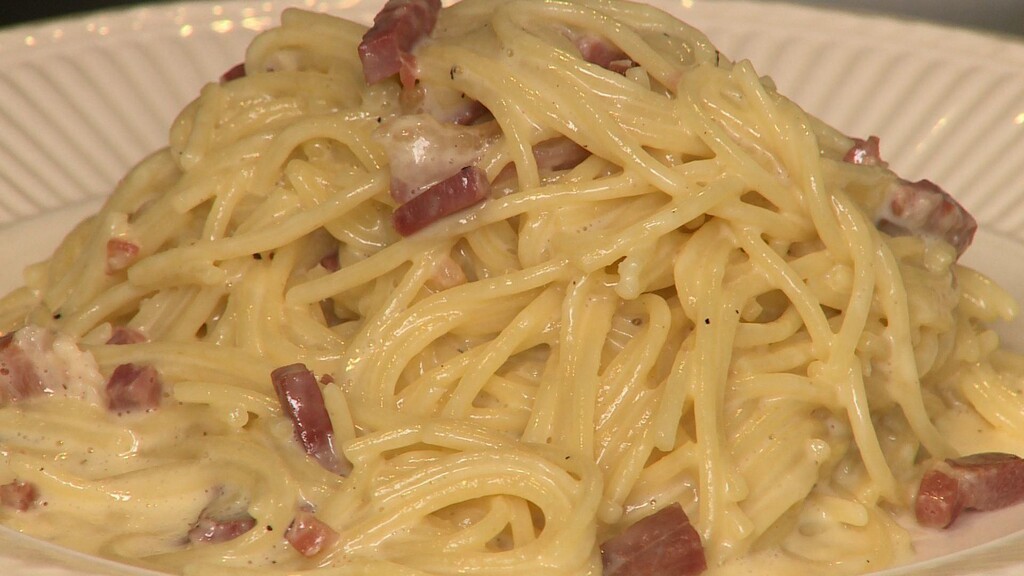 Spaghetti Carbonara - Recept | 24Kitchen