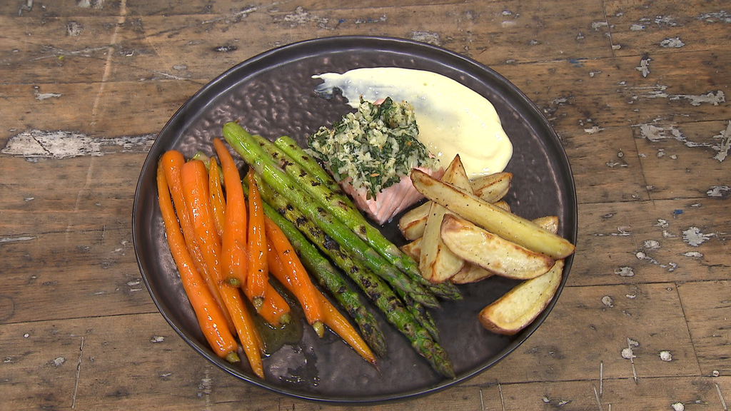 Zalm met kruidenkorst en wasabimayonaise