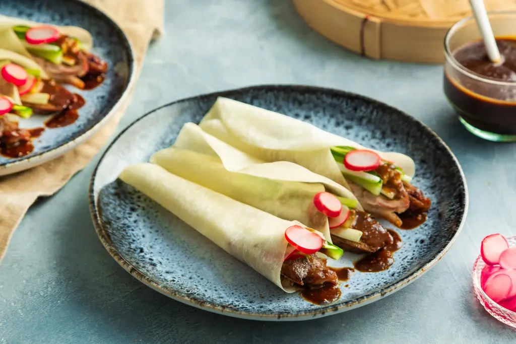Snelle pekingeend met Chinese pannenkoekjes