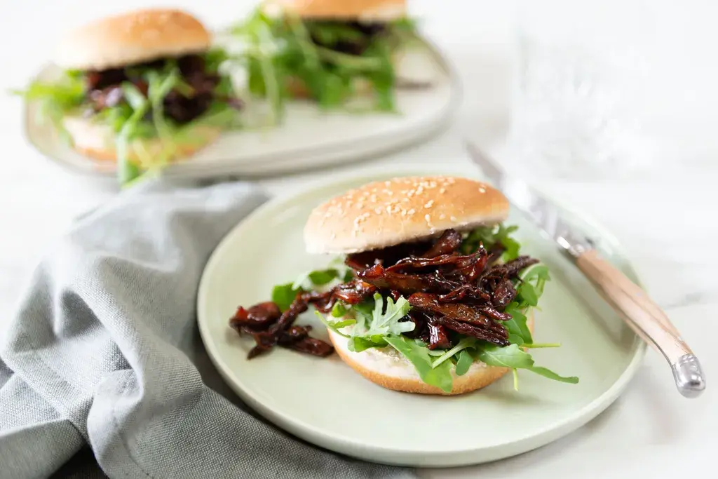 Sticky pulled chicken