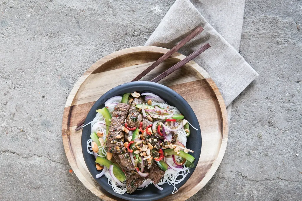 Thaise rundvleessalade met mihoen