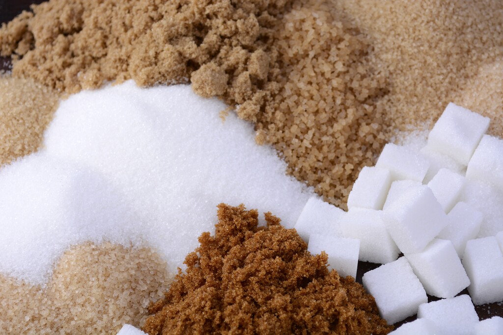 Kan Ik Bruine Basterdsuiker En Witte Suiker Bij Het Bakken Verwisselen 24kitchen