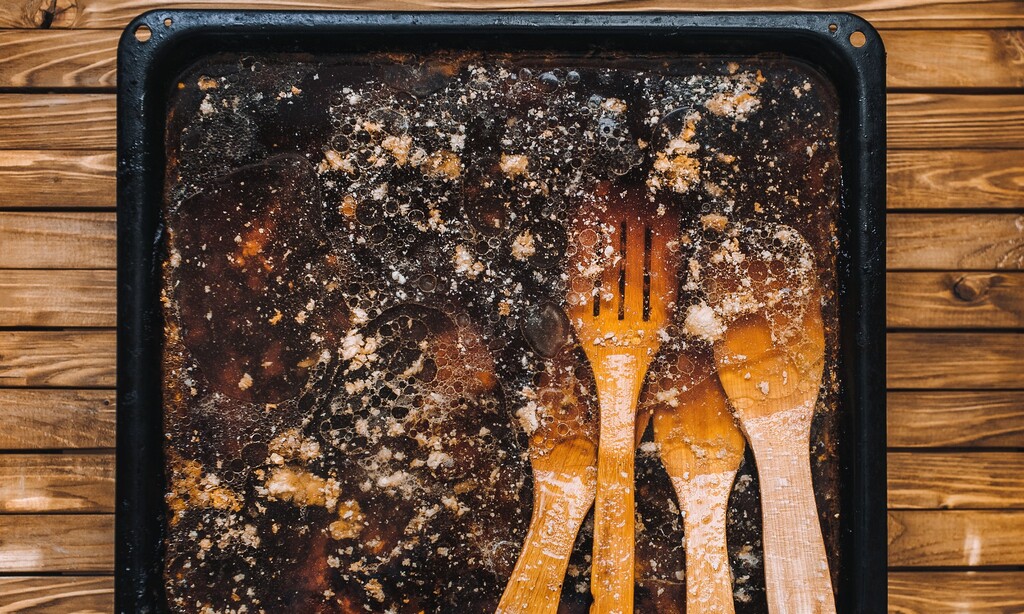 schoonmaken oven bakplaat