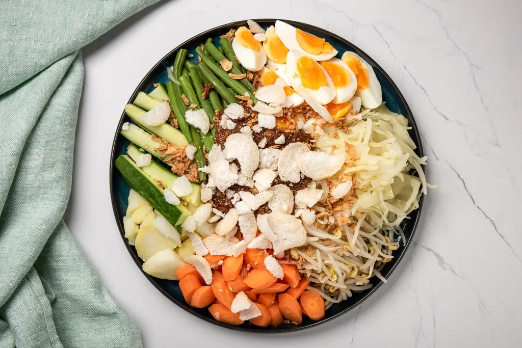 Gado Gado met gefrituurde tempeh