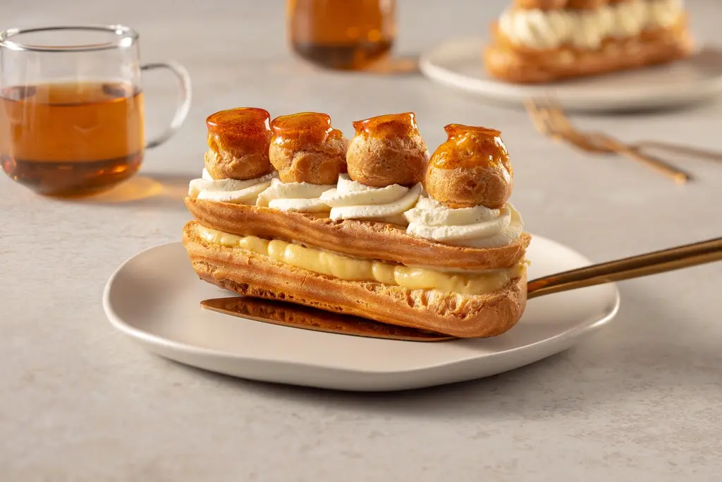 Saint Honoré eclairs
