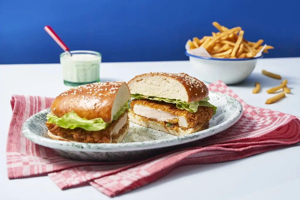 Long chicken burger