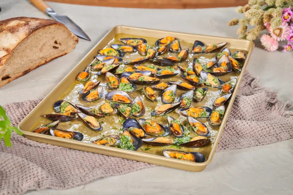 Mosselen uit de oven met kruidenboter