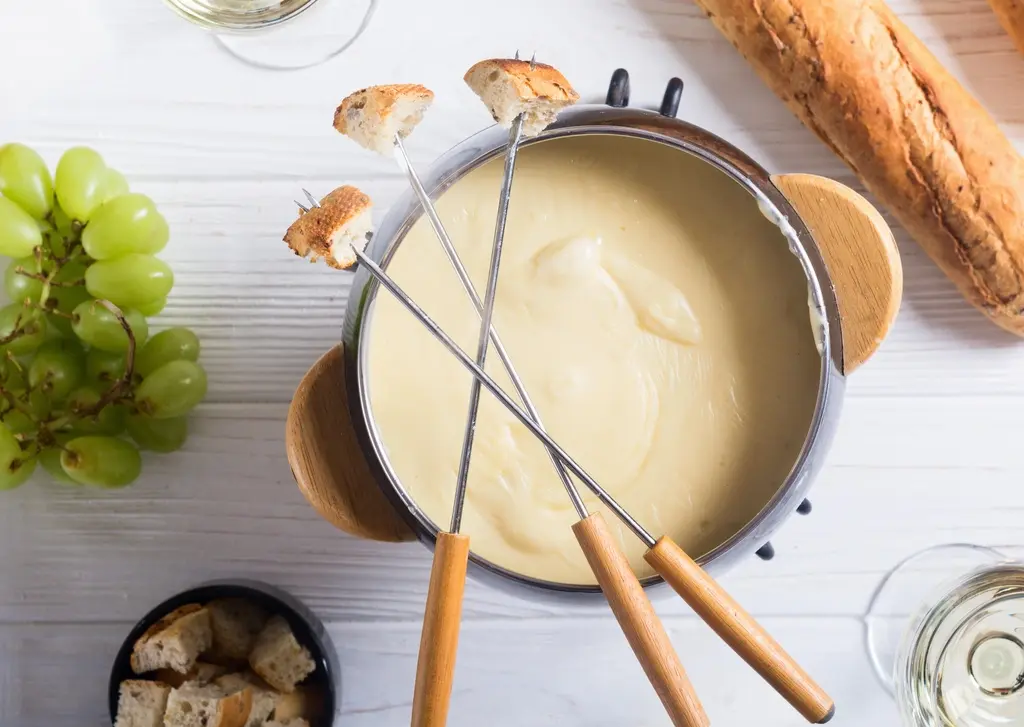 Kaasfondue met Hollandse kazen